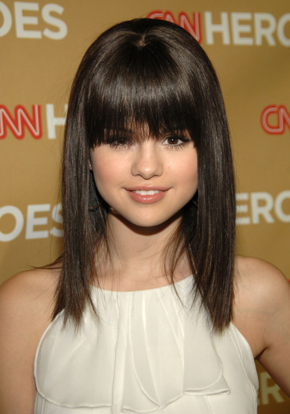 Selena Gomez's Junk Food Diet Lands Her In Hospital